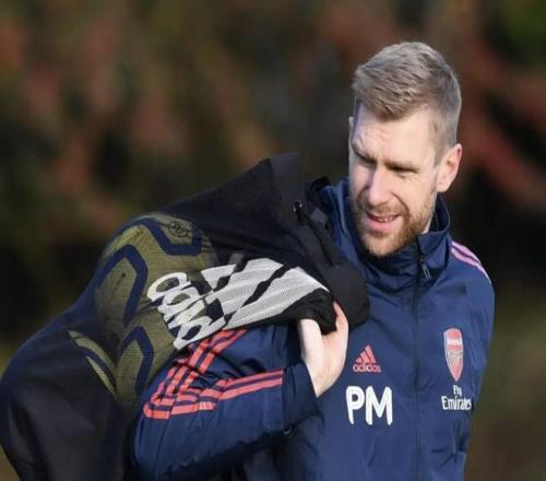 巅峰对决,上海男篮力,图上演逆转,JBO竞博官网,JBO竞博官网在线娱乐平台